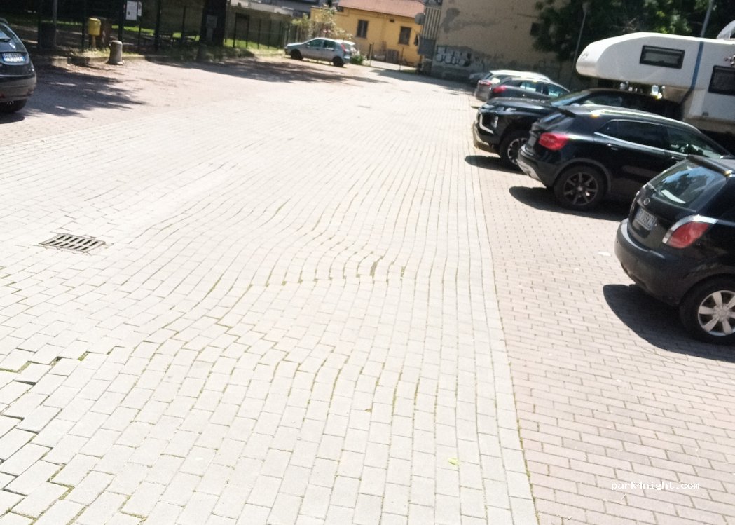 (27058) Voghera - Via Ugo Foscolo — foto 2
