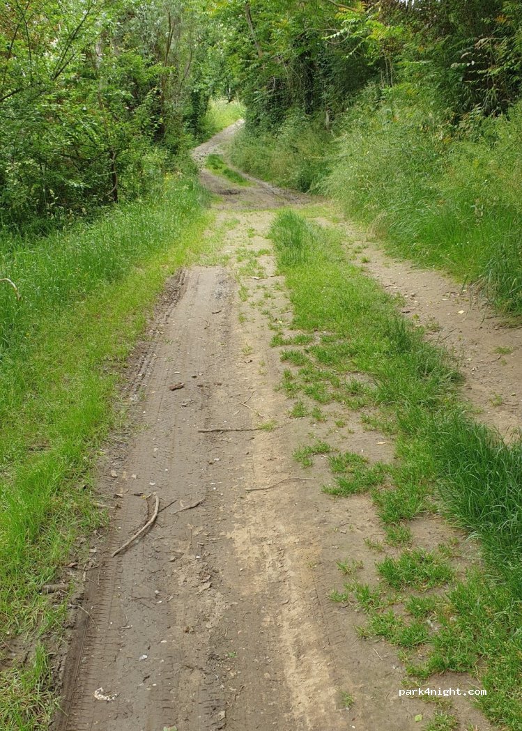 (09700) Saverdun - 8 Rue du Moulin d'Embech — foto 2