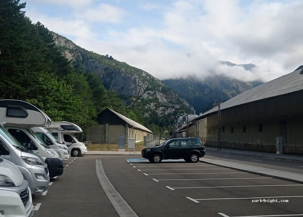 (22880) Canfranc-Estación - 4D Calle Felipe V — foto