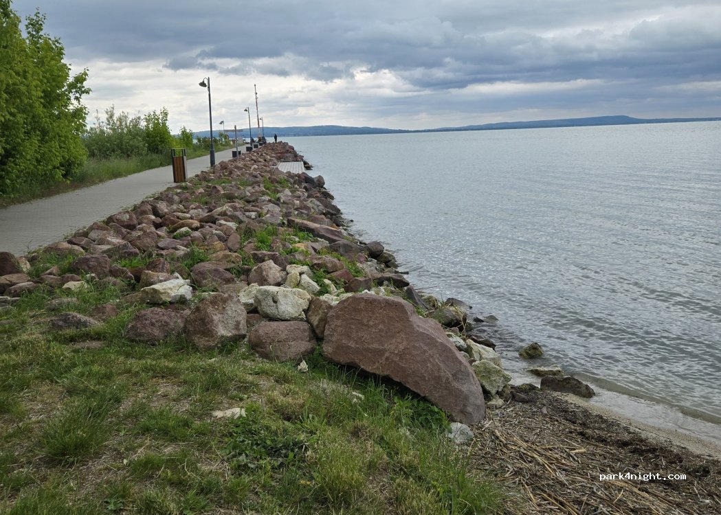 (8243) Balatonakali - 37 Révész út — foto 5