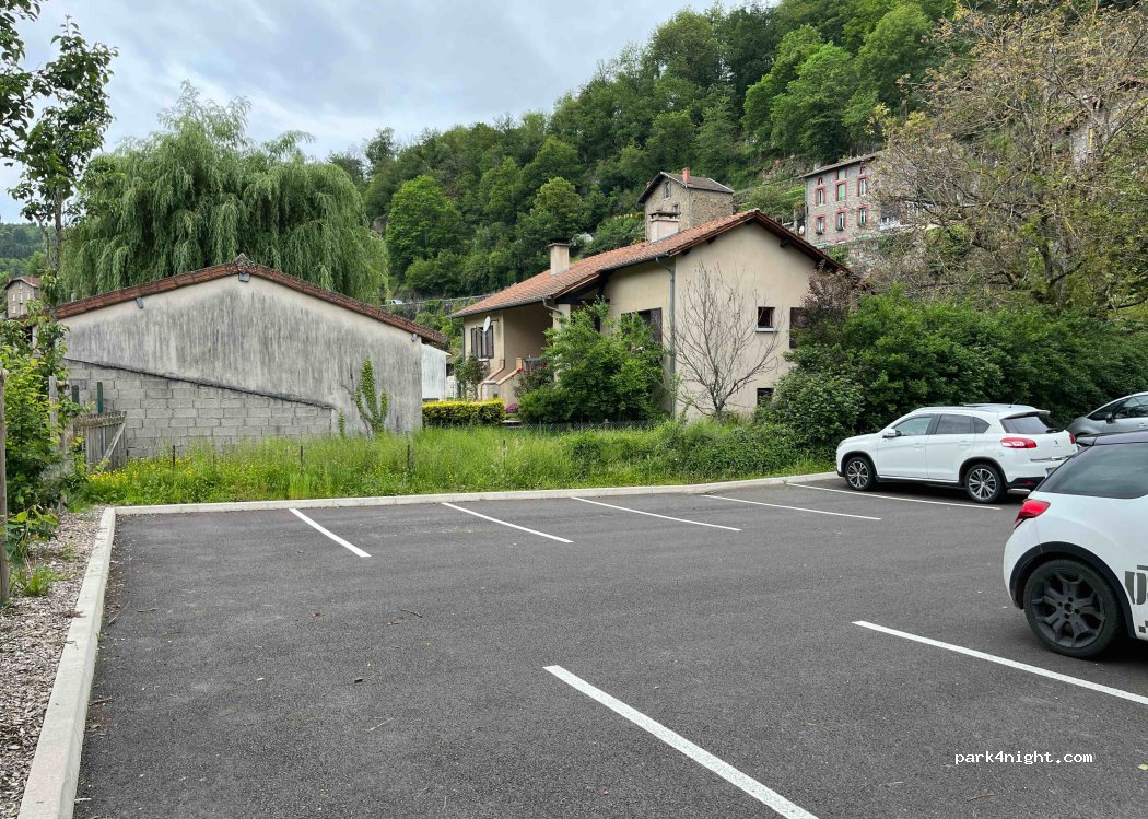 (63880) Olliergues - 2 Rue du Lavoir — foto