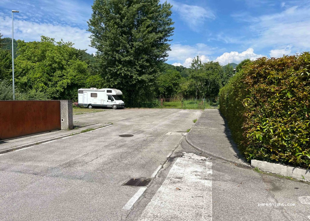 (36015) Schio - 19 Via Riolo — foto