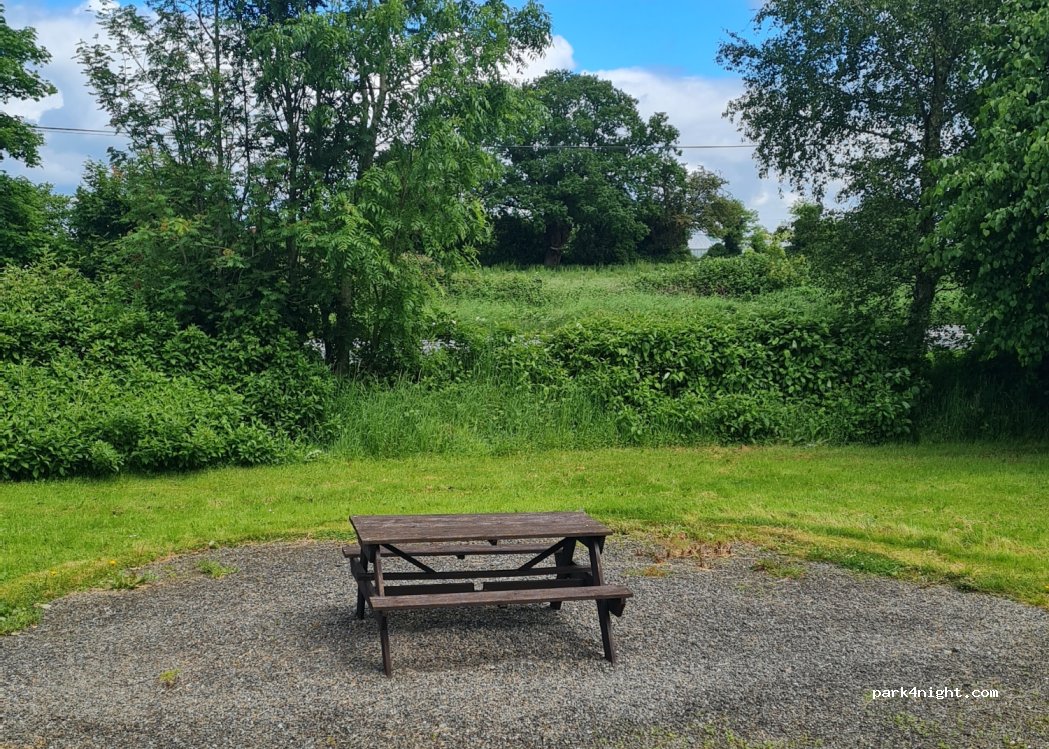 (W91 H6TC) Broadford - Unnamed Road — foto 2