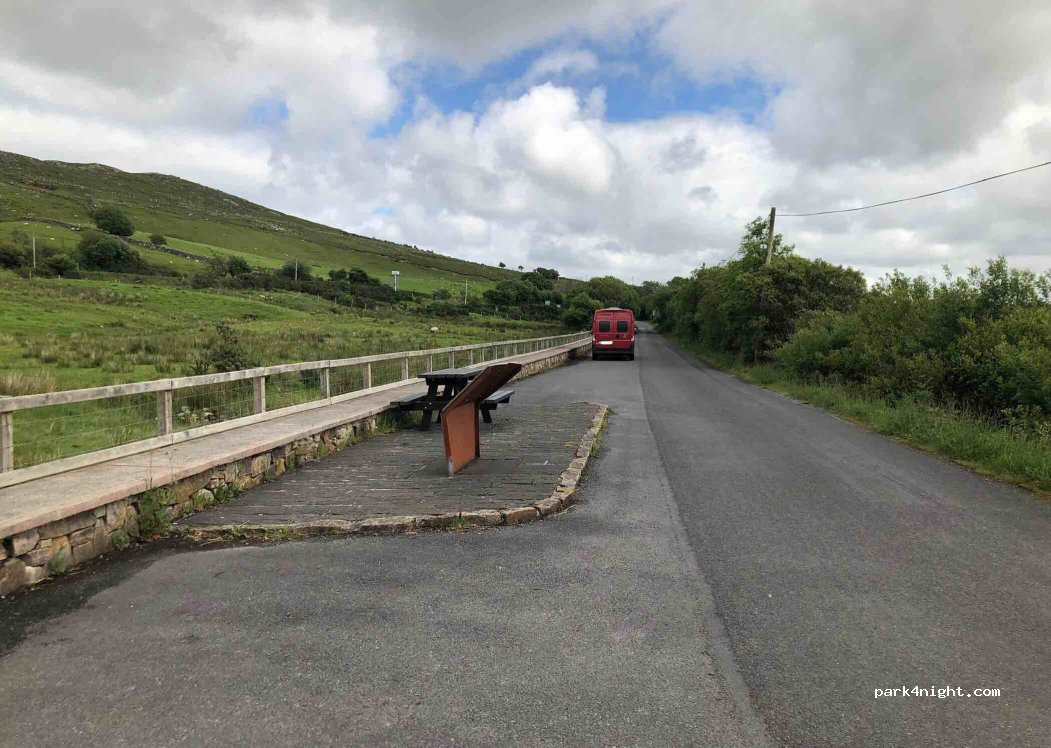 (H91 D8W9) Derryglinna - Unnamed Road — foto 4