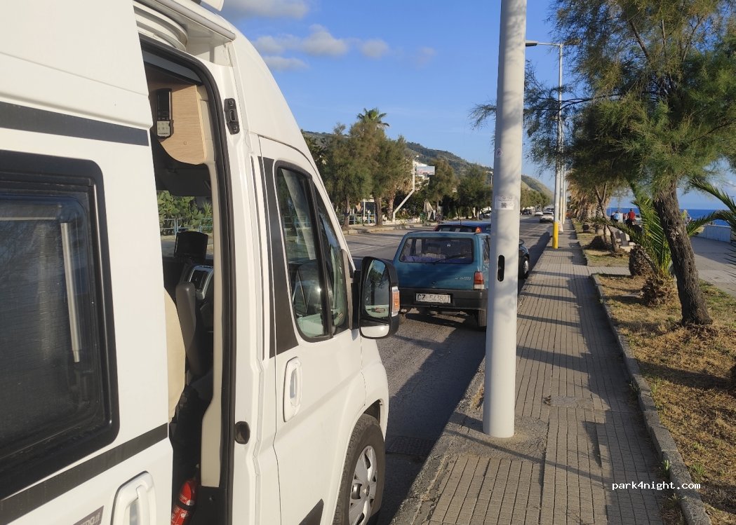 (87032) Amantea - Via Lungomare — foto