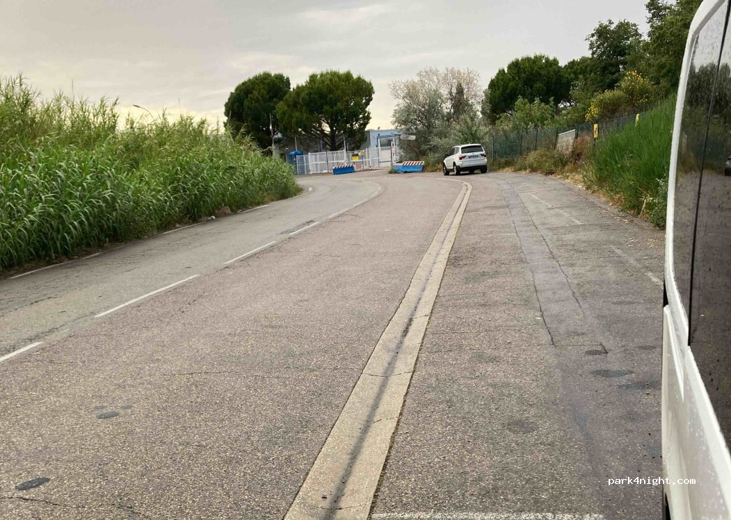 (13340) Rognac - 234 Avenue Clément Ader — foto