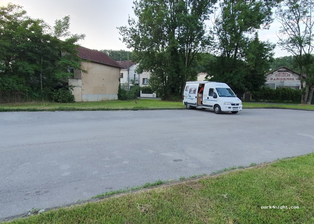 (24750) Trélissac - 22 Rue des Jardins — foto