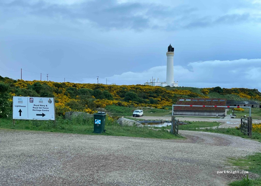 (IV31 6SP) Lossiemouth - Unnamed Road — foto 2