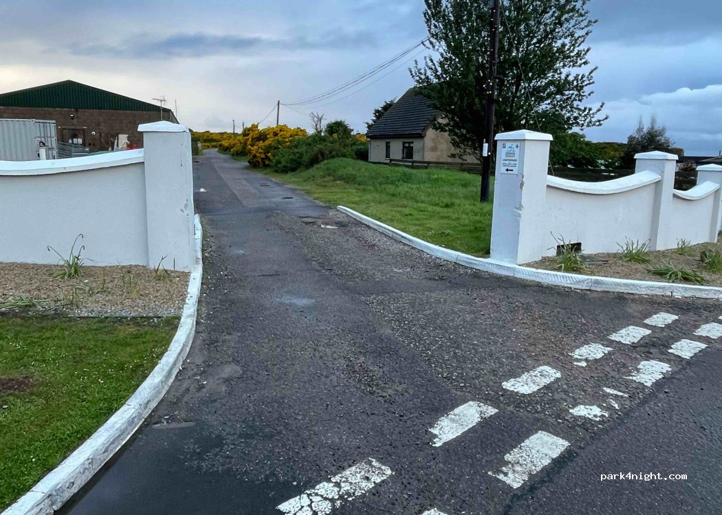 (IV31 6SP) Lossiemouth - Unnamed Road — foto 4