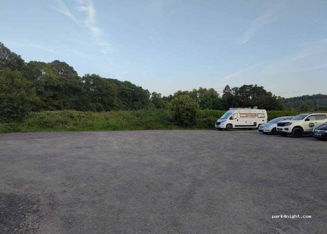 (G83 8RD) Alexandria - Unnamed Road — foto 5