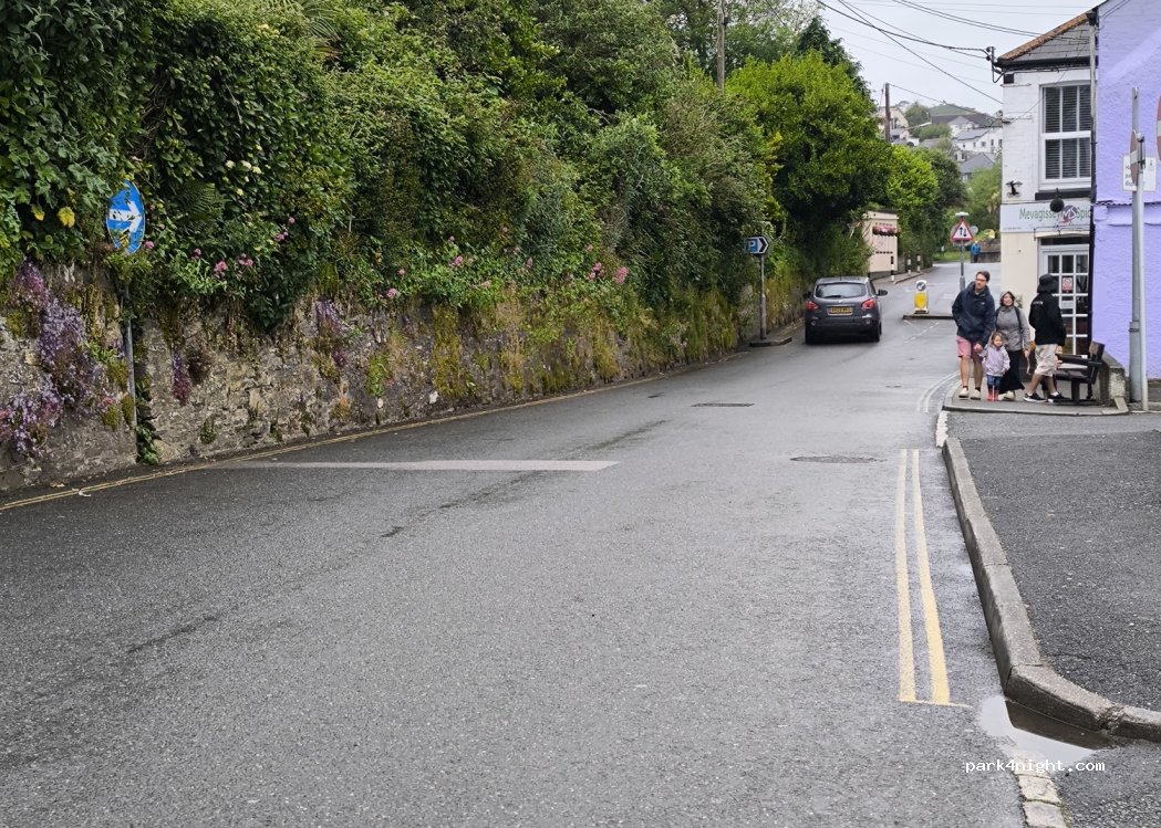 (PL26 6UG) Mevagissey - 1-2 River Street — foto 3