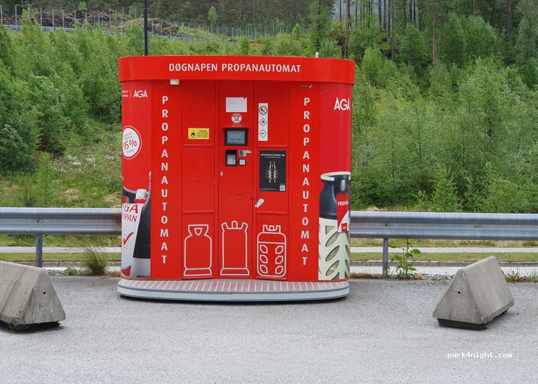 (6973) Sande i Sunnfjord - 11 Bygstadvegen — foto 3