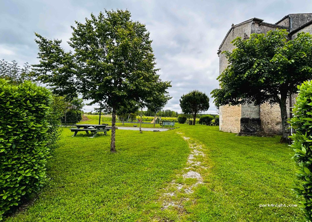 (17500) Saint-Martial-de-Vitaterne - 2 Rue du Pèlerin — foto