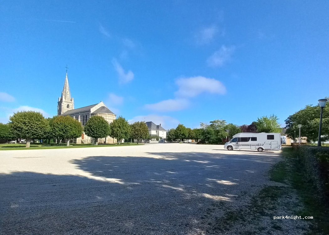 (41290) Oucques - 7 Rue de l'Église — foto 2