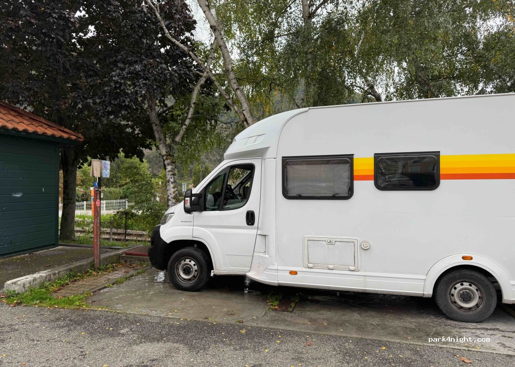 (05400) Veynes - 4 Avenue du Commandant Dumont — foto 2