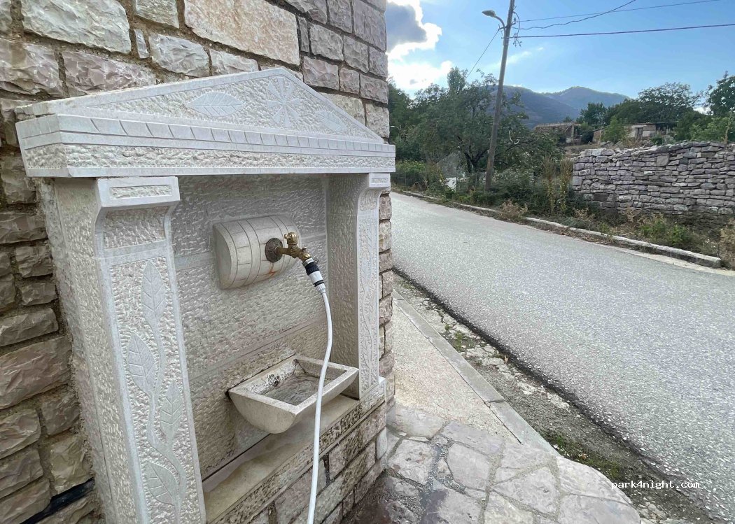 () Nivica - Unnamed Road — foto 3