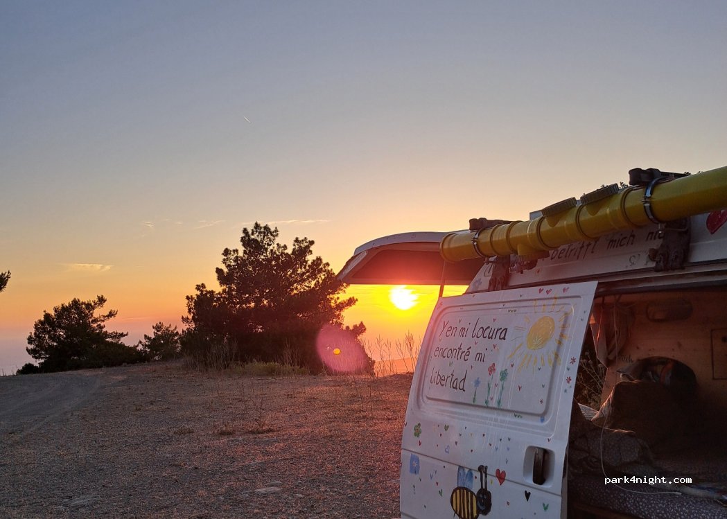 (851 09) South Rhodes - Unnamed Road — foto