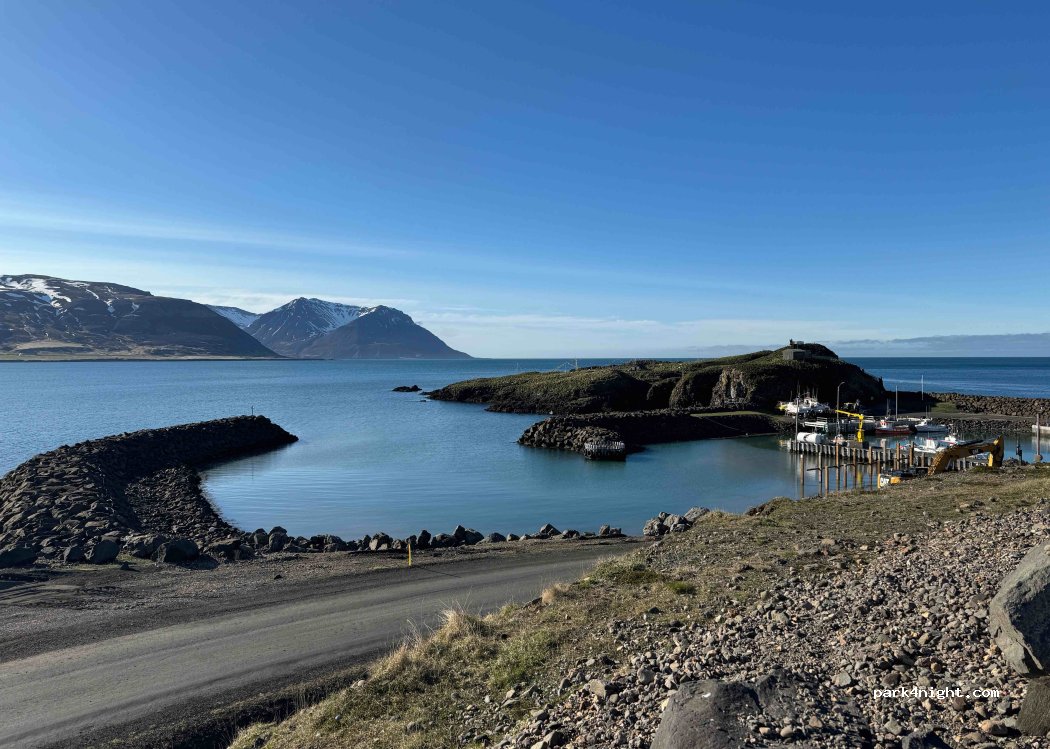 ()  - Borgarfjarðurhofnvegur — foto