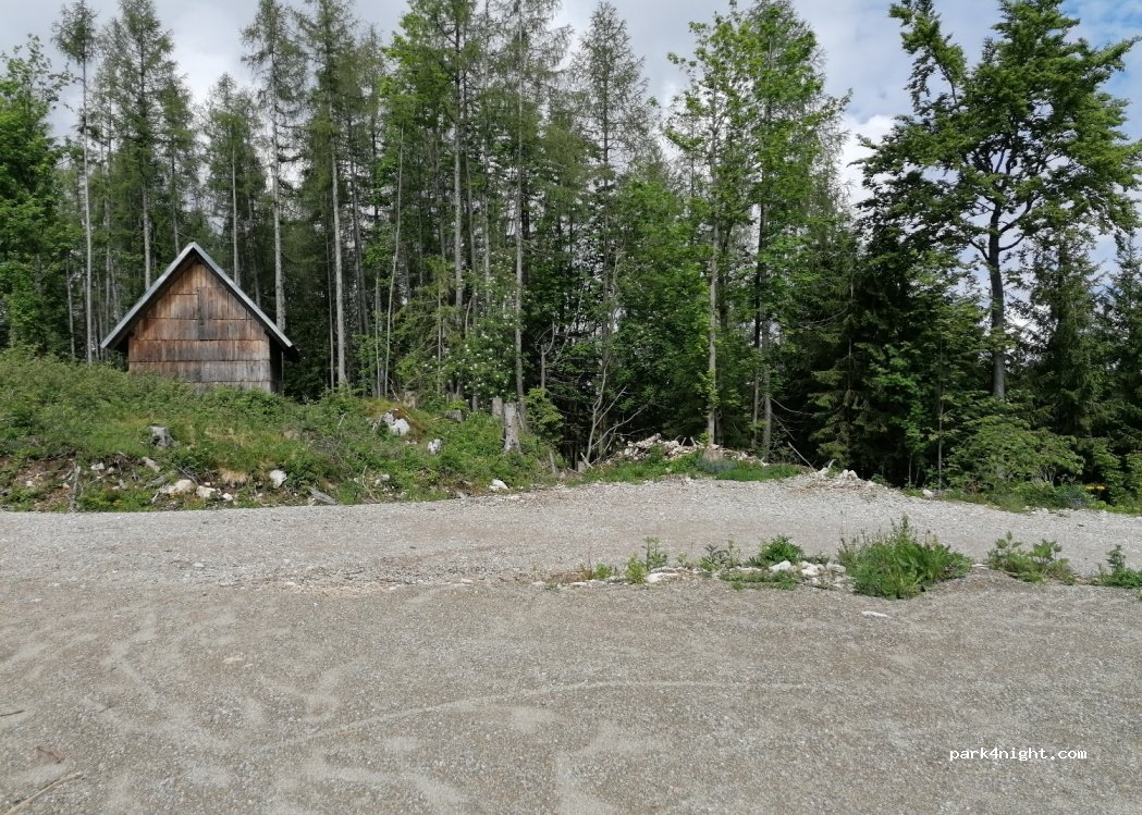 (2393) Črna na Koroškem - 17 Jazbina — foto 3