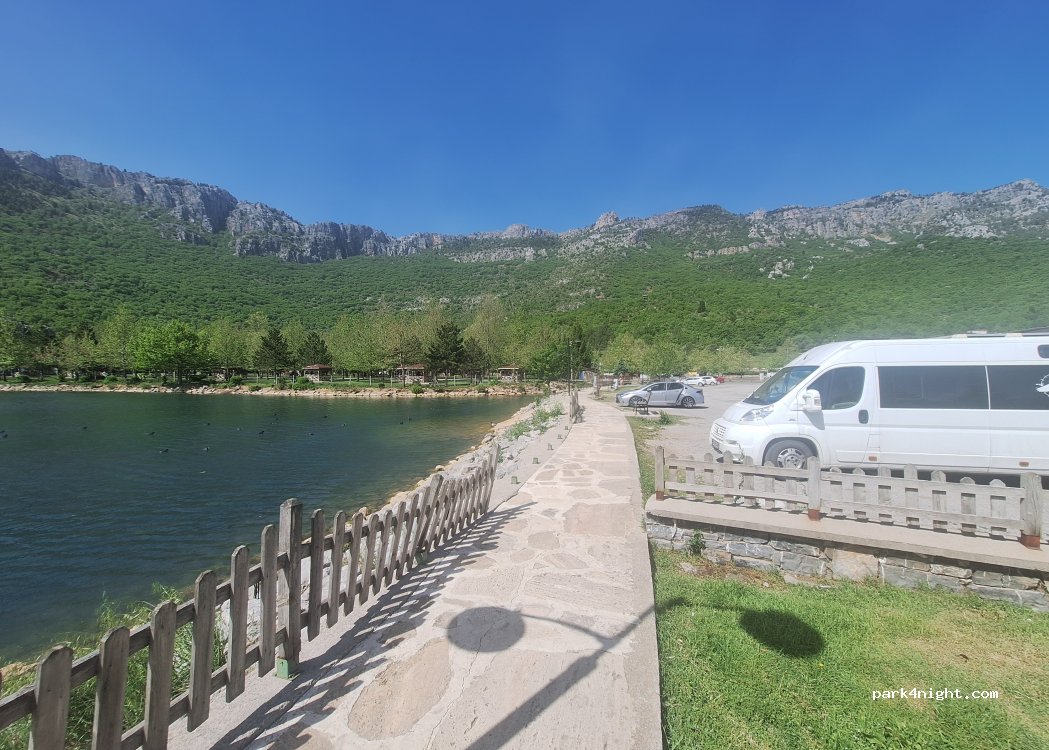 (42360) Seydişehir - Kuğulu Park Caddesi — foto 4