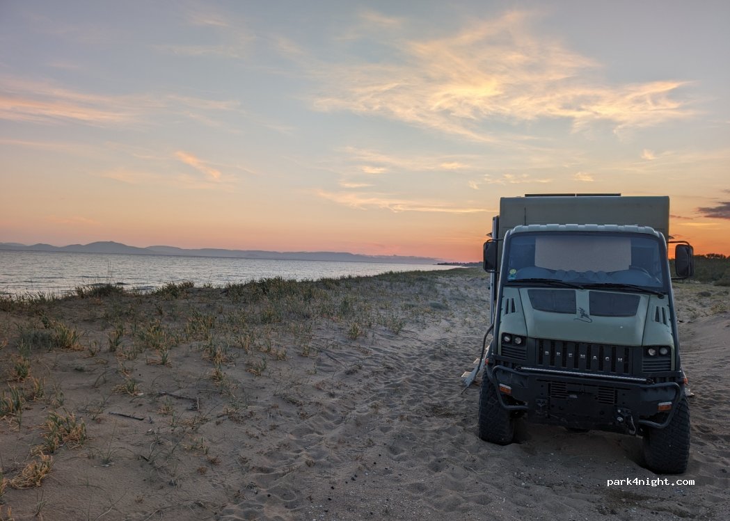 (270 50) Paralia - Unnamed Road — foto 2