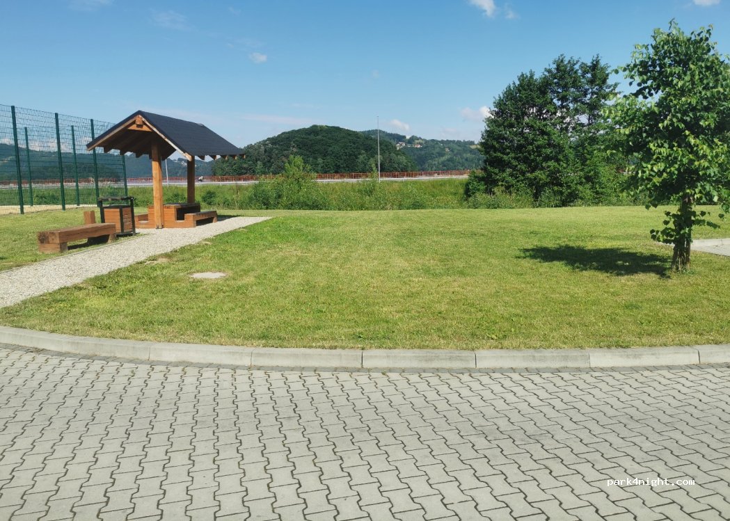 (33-318) Gródek nad Dunajcem - Unnamed Road — foto
