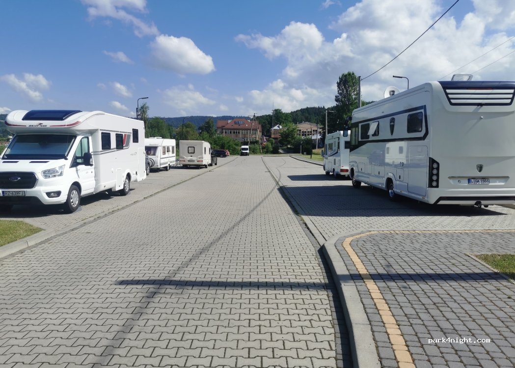 (33-318) Gródek nad Dunajcem - Unnamed Road — foto 2