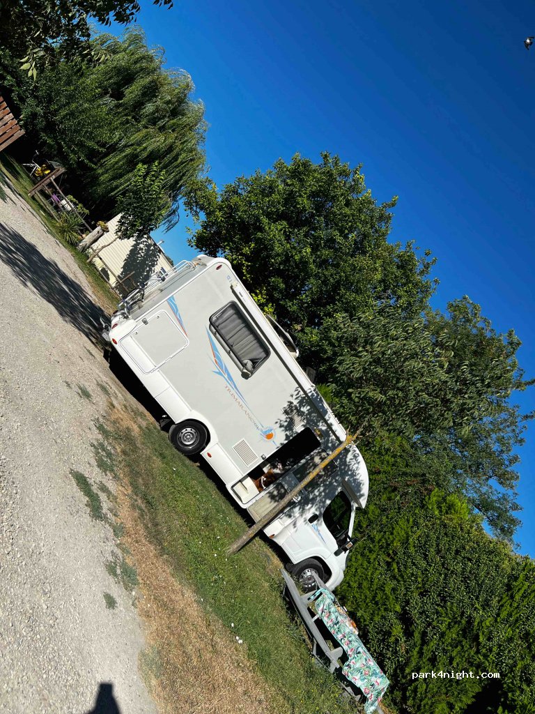 (84170) Monteux - 1100 Chemin de la Ribière — foto 4