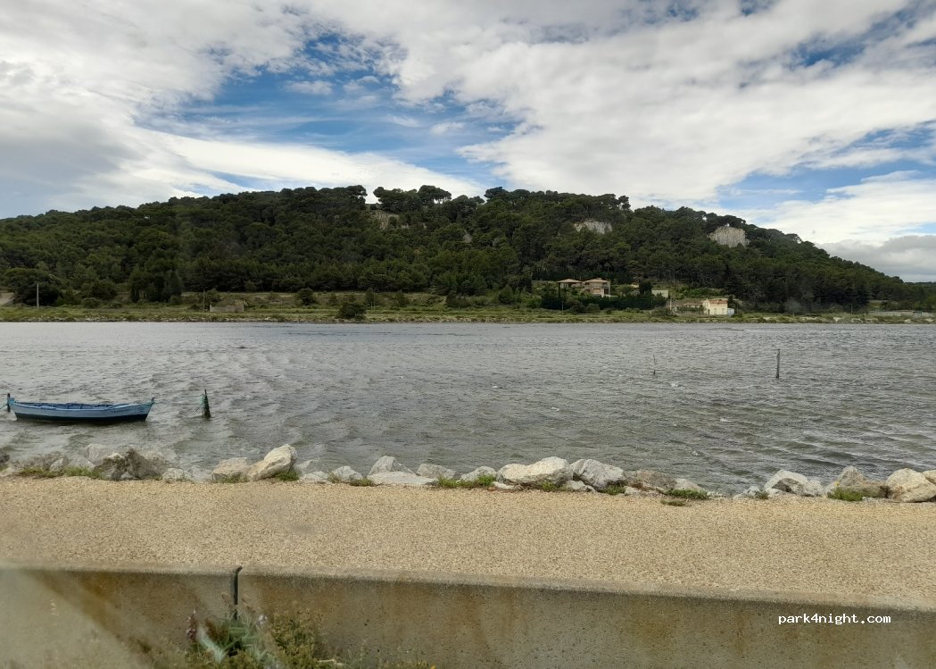 (11430) Gruissan - 1 Rue de la Vendée — foto 2