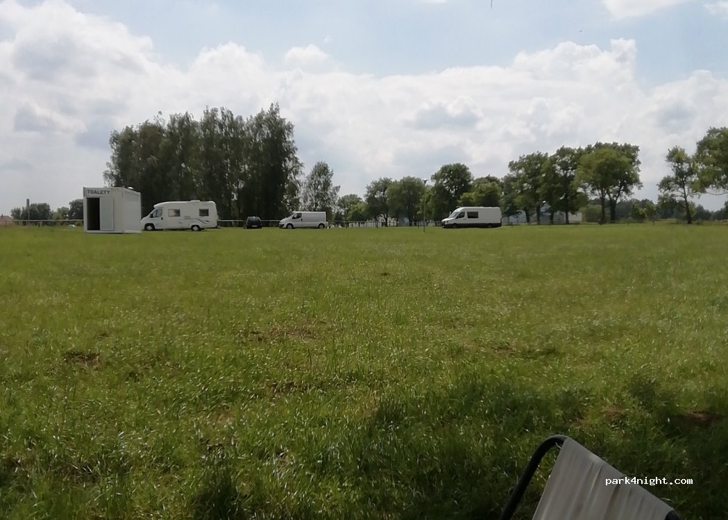(62-261) Dziekanowice - Unnamed Road — foto
