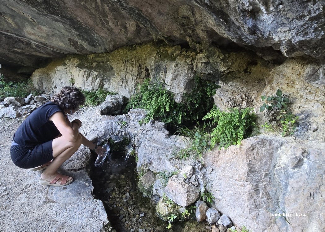 (22150) Nueno - Unnamed Road — foto 3