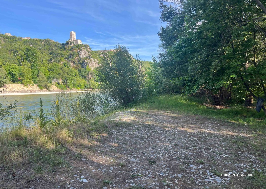(53000) Počitelj - — foto