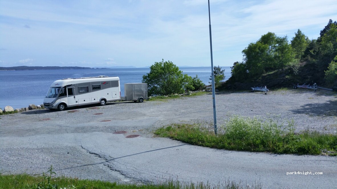Bobilpark Herviksfjorden — foto