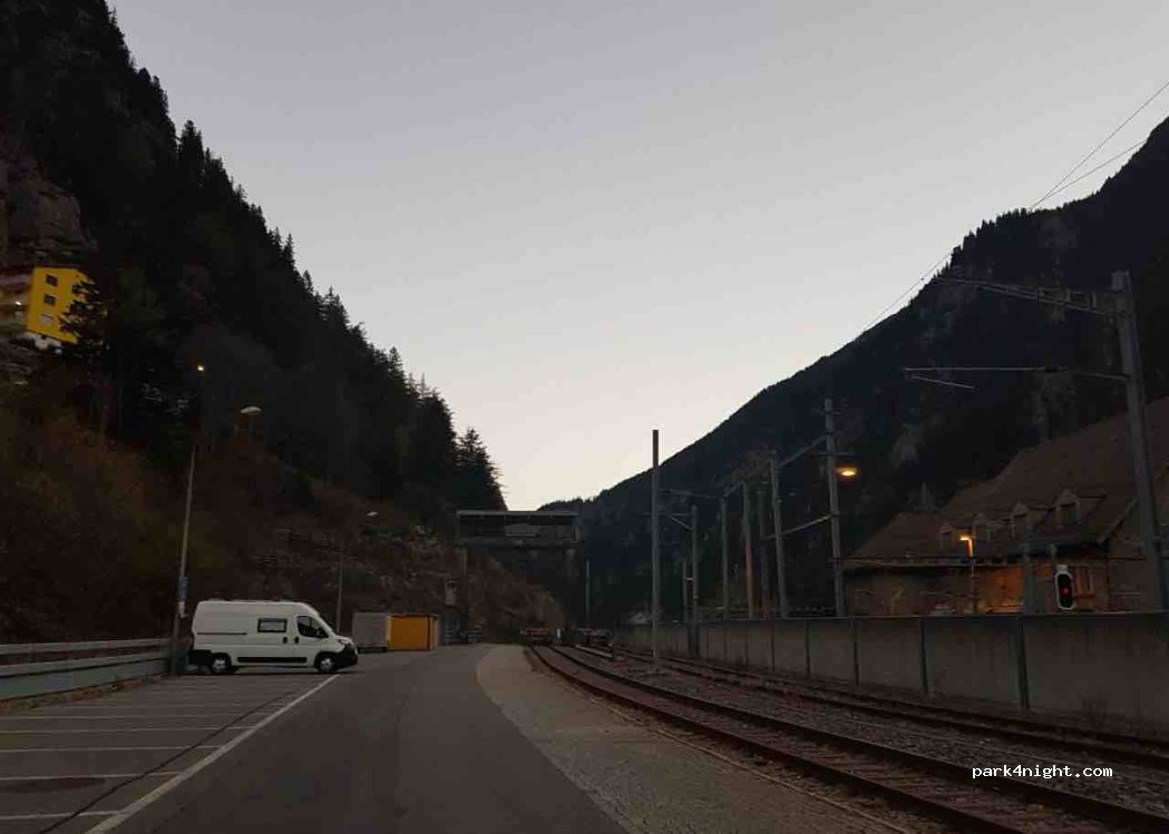 (6487) Göschenen - 16 Gotthardstrasse — foto 3