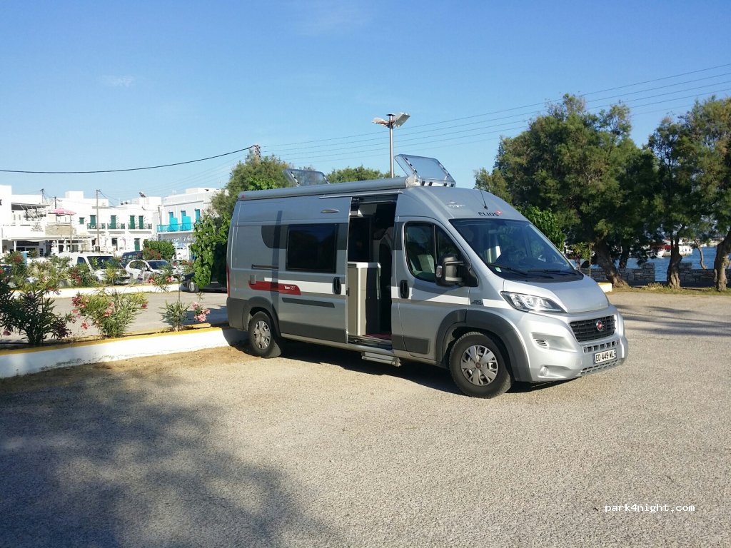 (844 00) Piso Livadi - Eparchiaki Odos Parikias-Piso Livadiou — foto