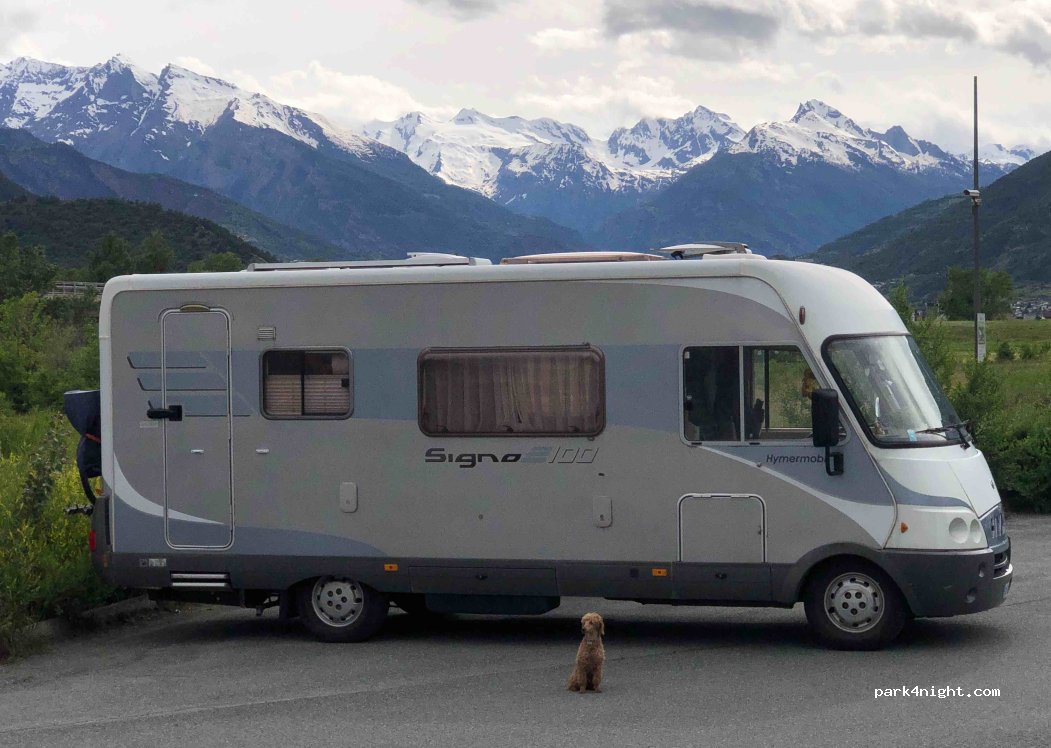 (11100) Aosta - 20 Via Voison — foto