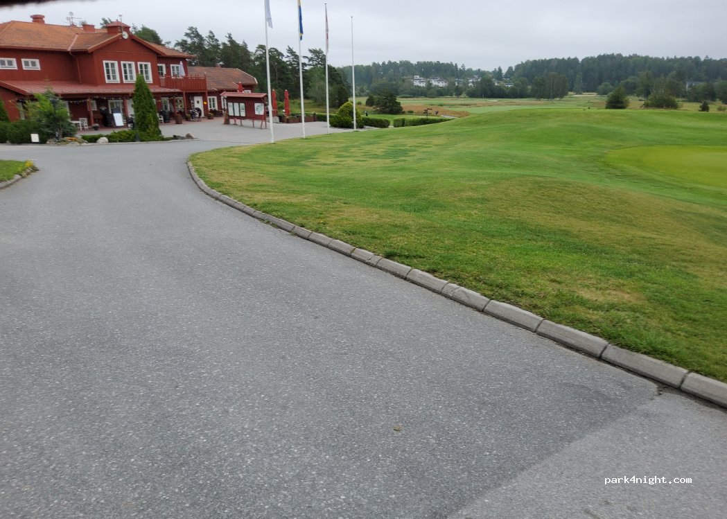 Ställplats Åkersberga Golfklubb — foto 2