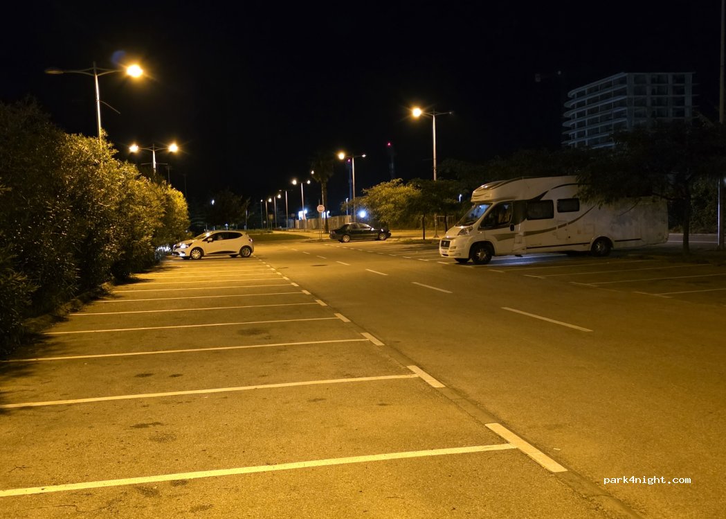 (85000) Bar - Unnamed Road — foto 3