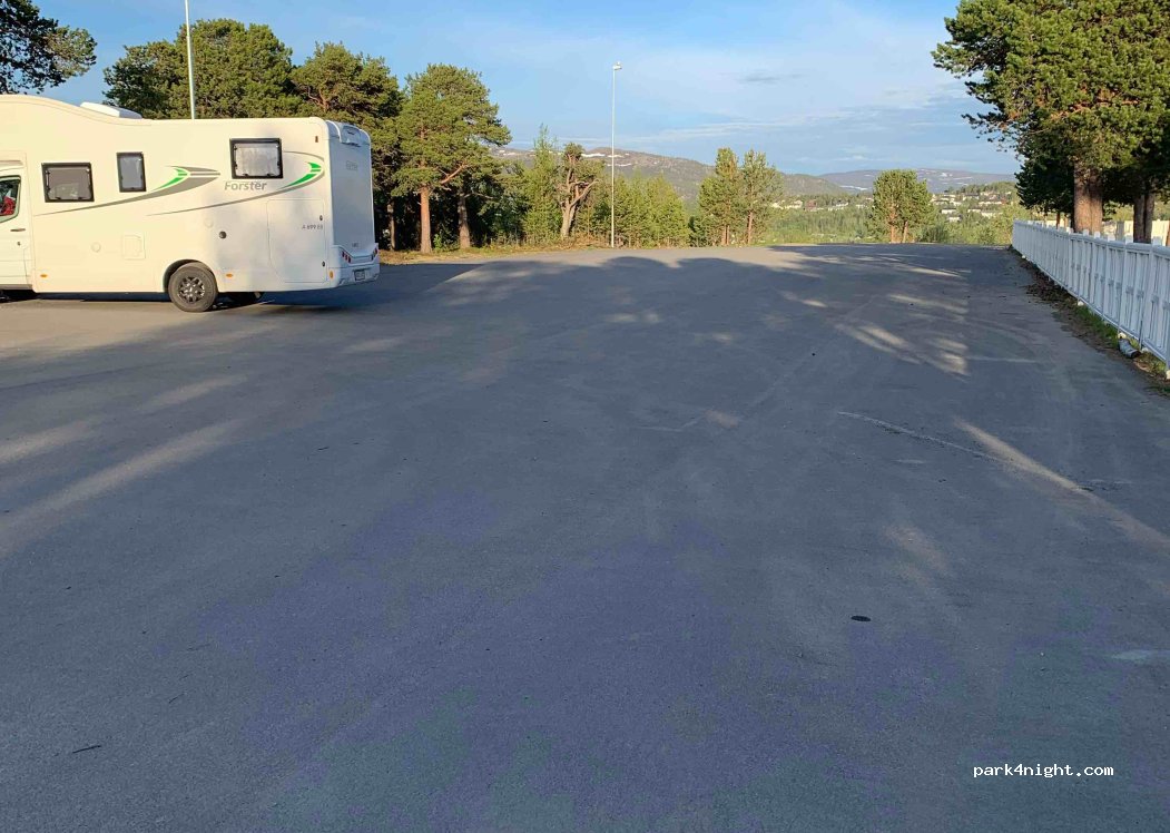 (9515) Alta - 13 Kirkegårdsveien — foto