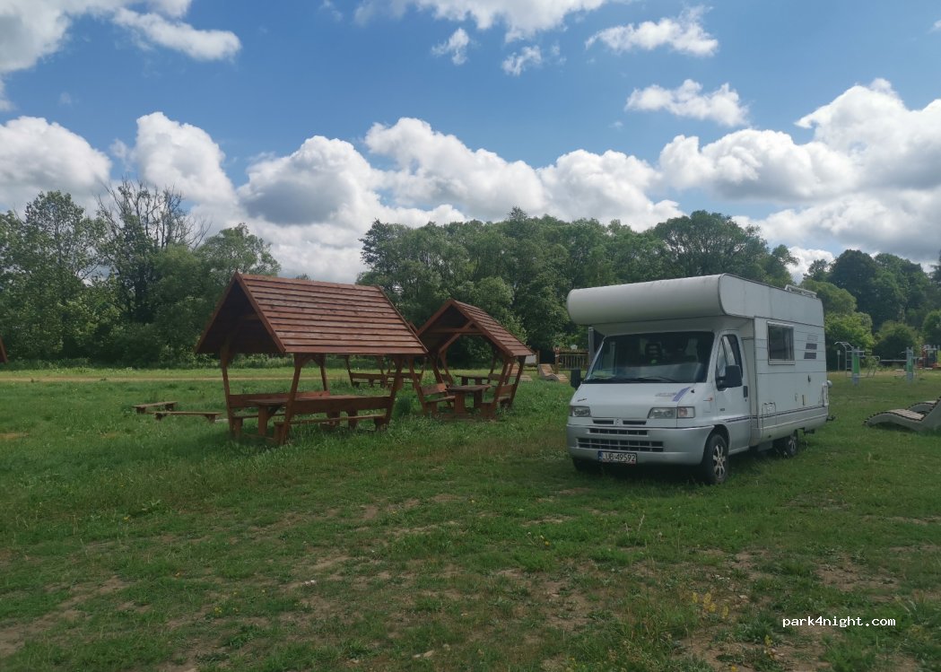 (38-430) Niżna Łąka - 2 Sportowa — foto 2