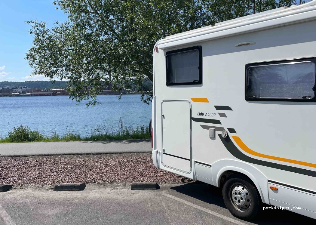 (553 24) Jönköping - 10 Östra Strandgatan — foto