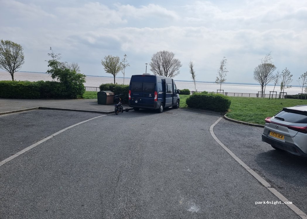 (HU9 1UF) Hull - 23 Corinthian Way — foto