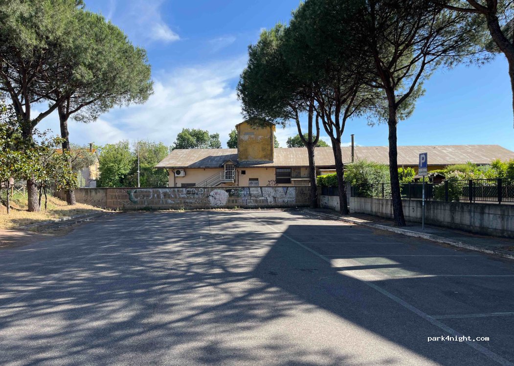 (00142) Roma - 62 Via Fulvio Bernardini — foto