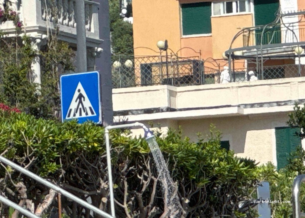 (17024) Varigotti - 99 Strada Statale 1 — foto