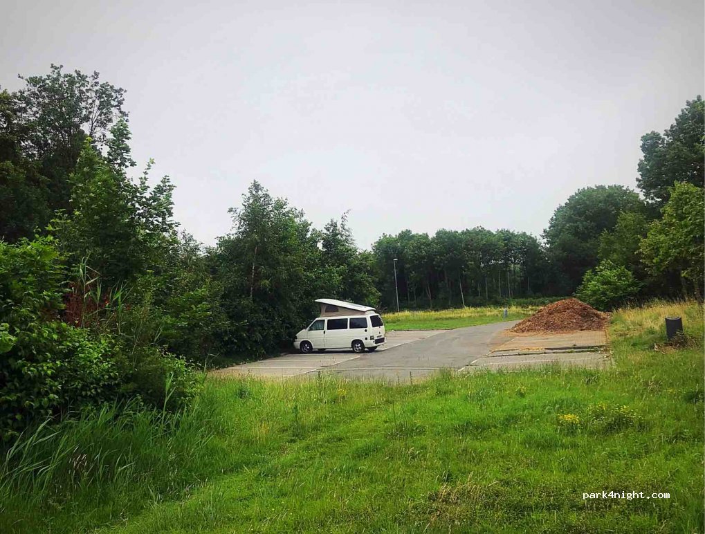 (3195 AT) Pernis - 25 Oud Pernisseweg — foto 2