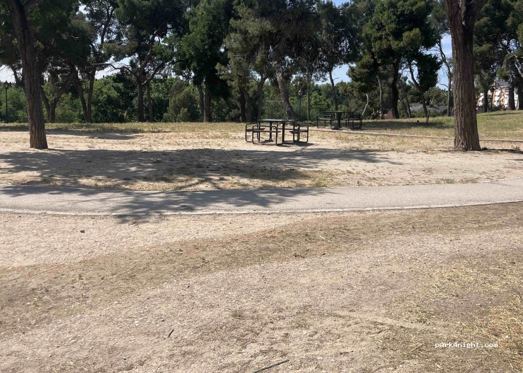 (28011) Madrid - C. de Caramuel — foto 4