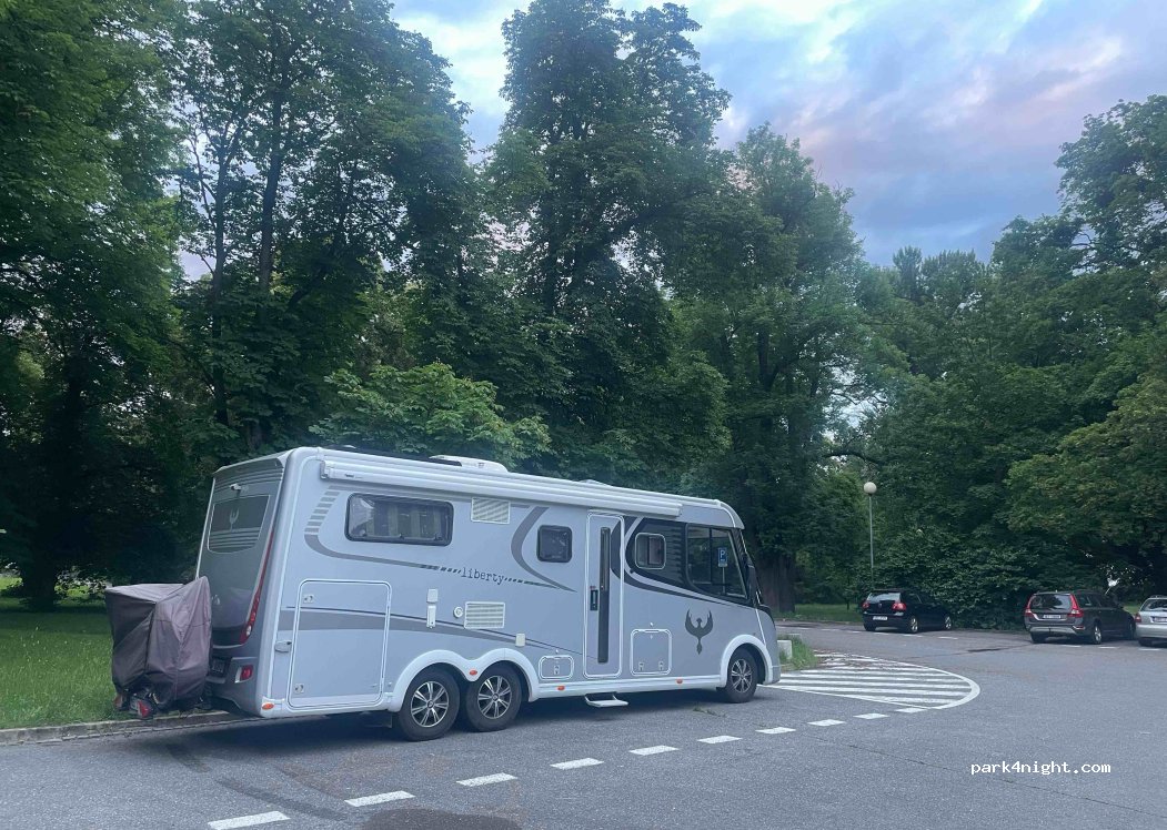 (603 00) Brno-Kohoutovice - 7b Pisárecká — foto 3