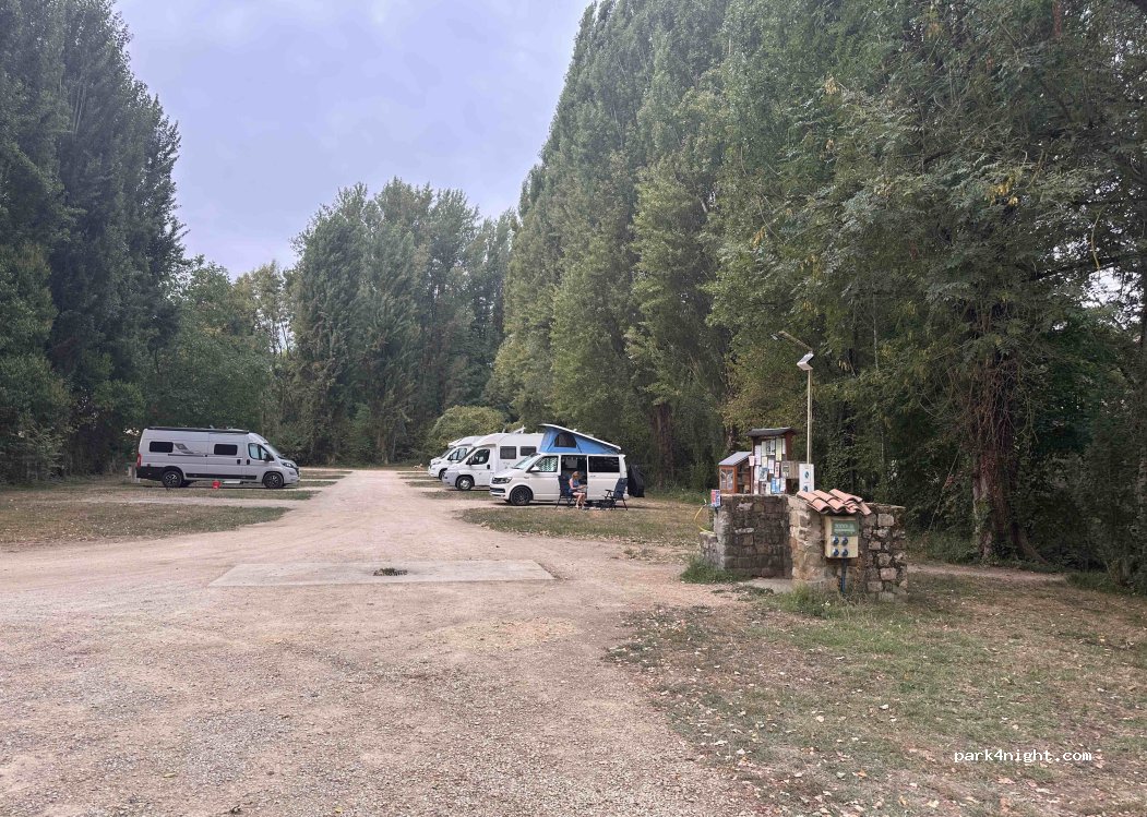 (86370) Château-Larcher - 14 Rue du Pont de la Trappe — foto 3