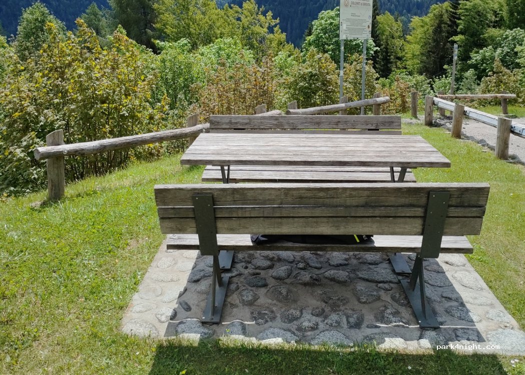 (38086) Pinzolo - Viale Dolomiti di Brenta — foto 2