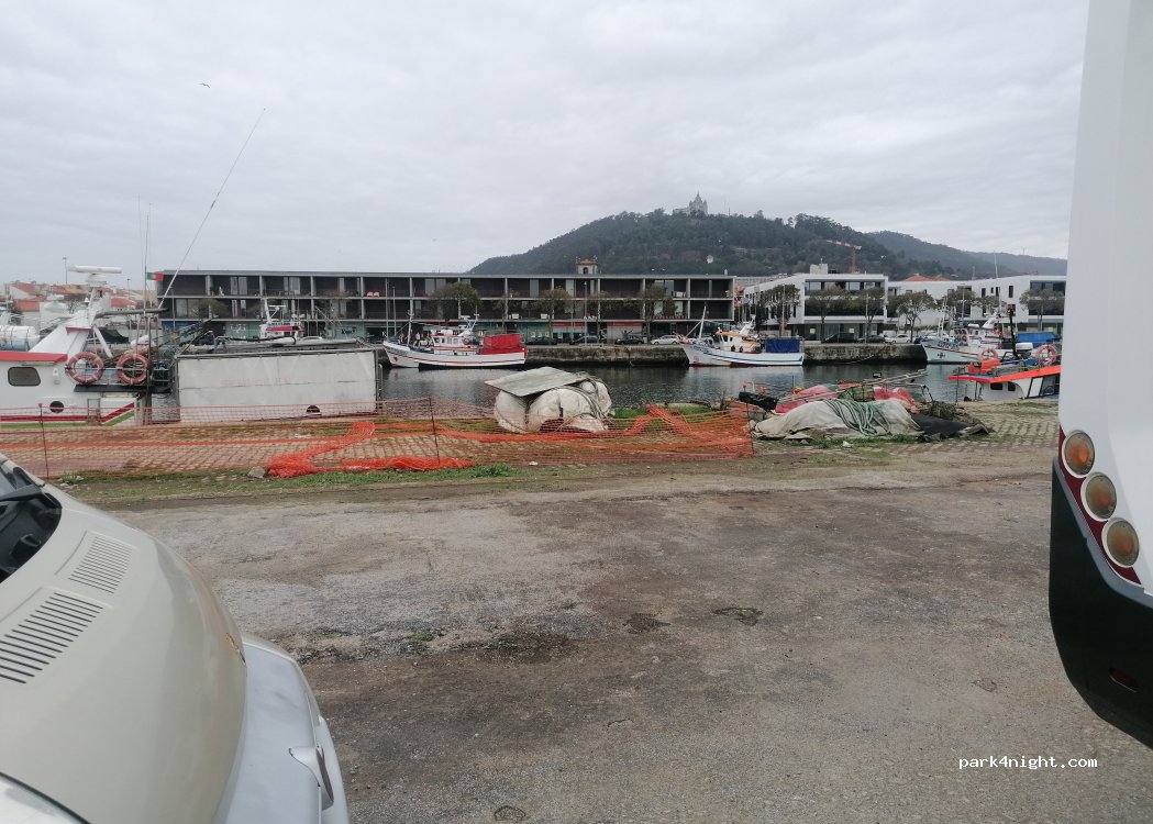 (4900) Viana do Castelo - Unnamed Road — foto 3
